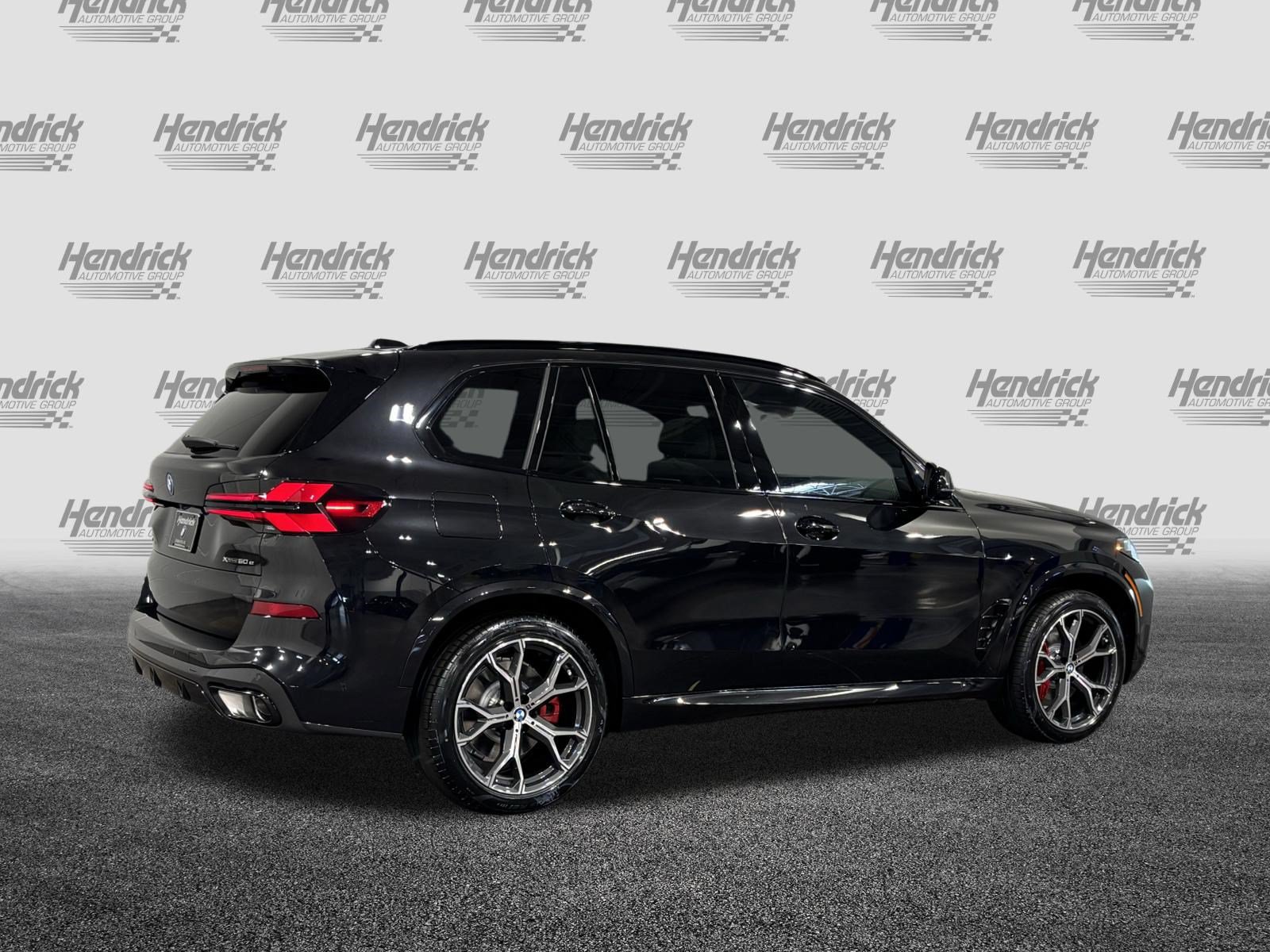 New 2026 BMW X5 xDrive50e w/ M Sport Package AWD/4WD image 8