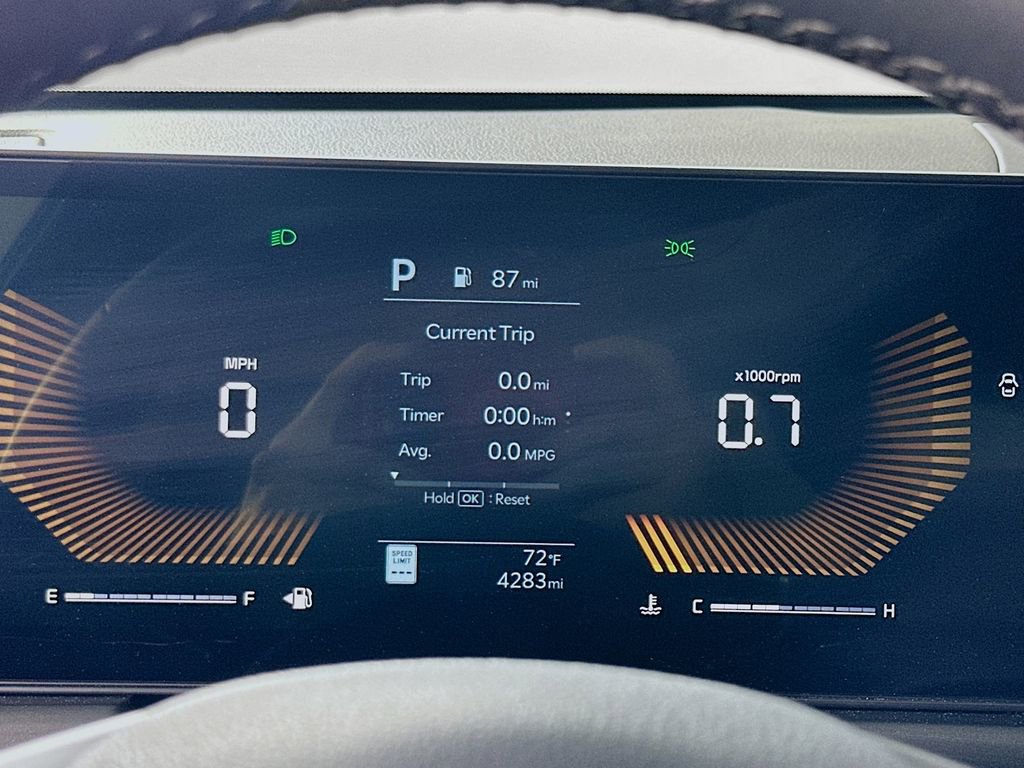 Used 2025 Kia K5 GT image 23