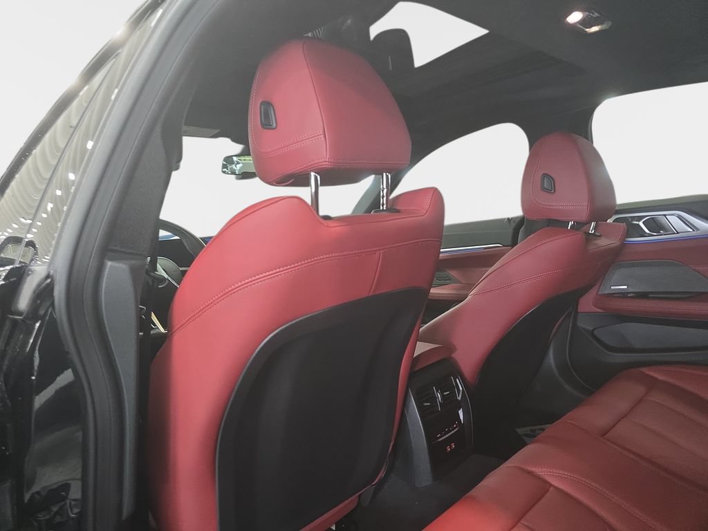 Used 2025 BMW i4 M50 AWD/4WD image 9