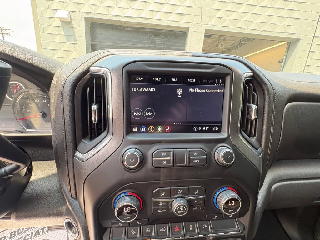Used 2021 Chevrolet Silverado 1500 LT Trail Boss w/ Convenience Package II AWD/4WD image 19