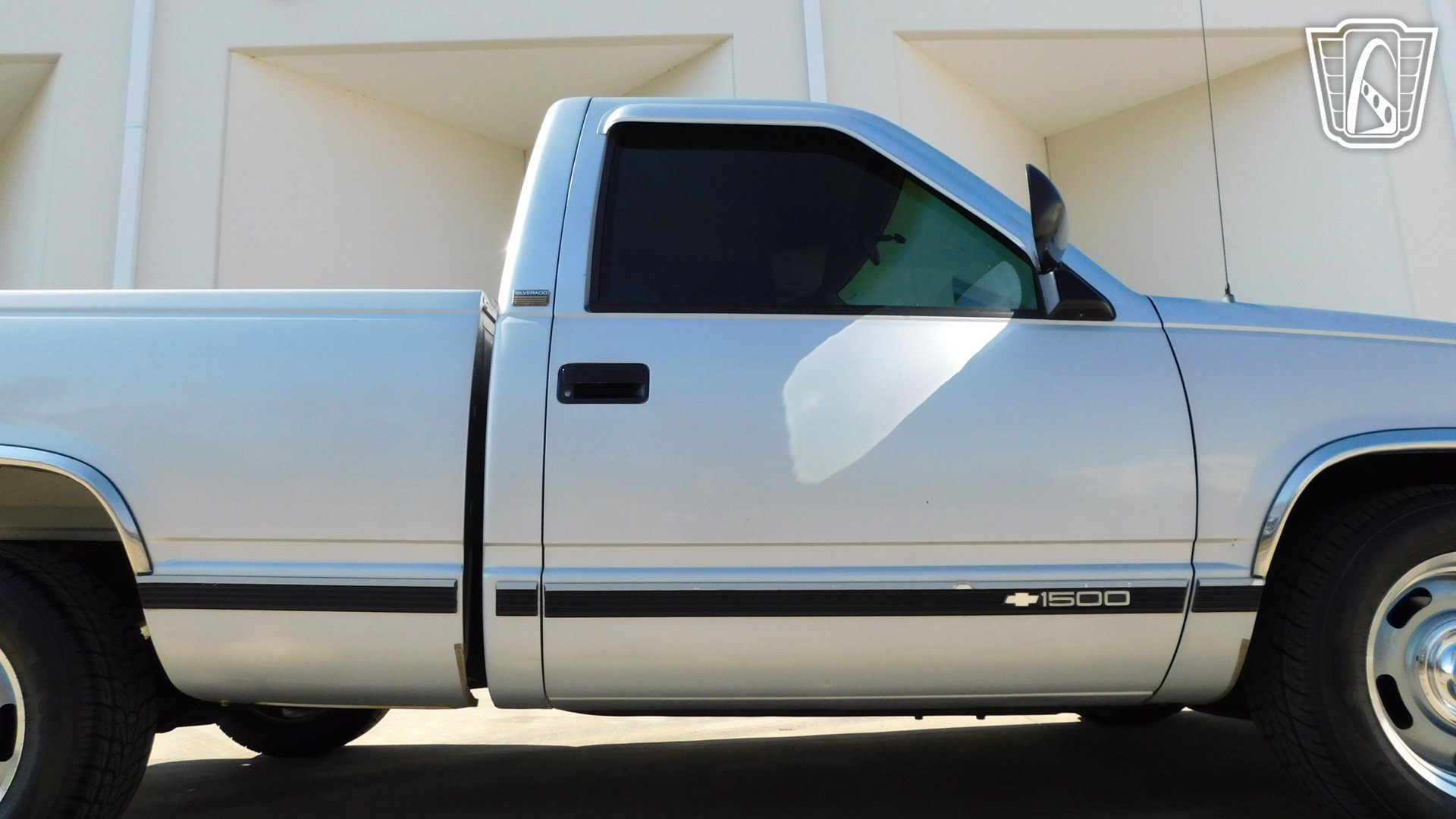 Used 1993 Chevrolet Silverado 1500 2WD Regular Cab image 29