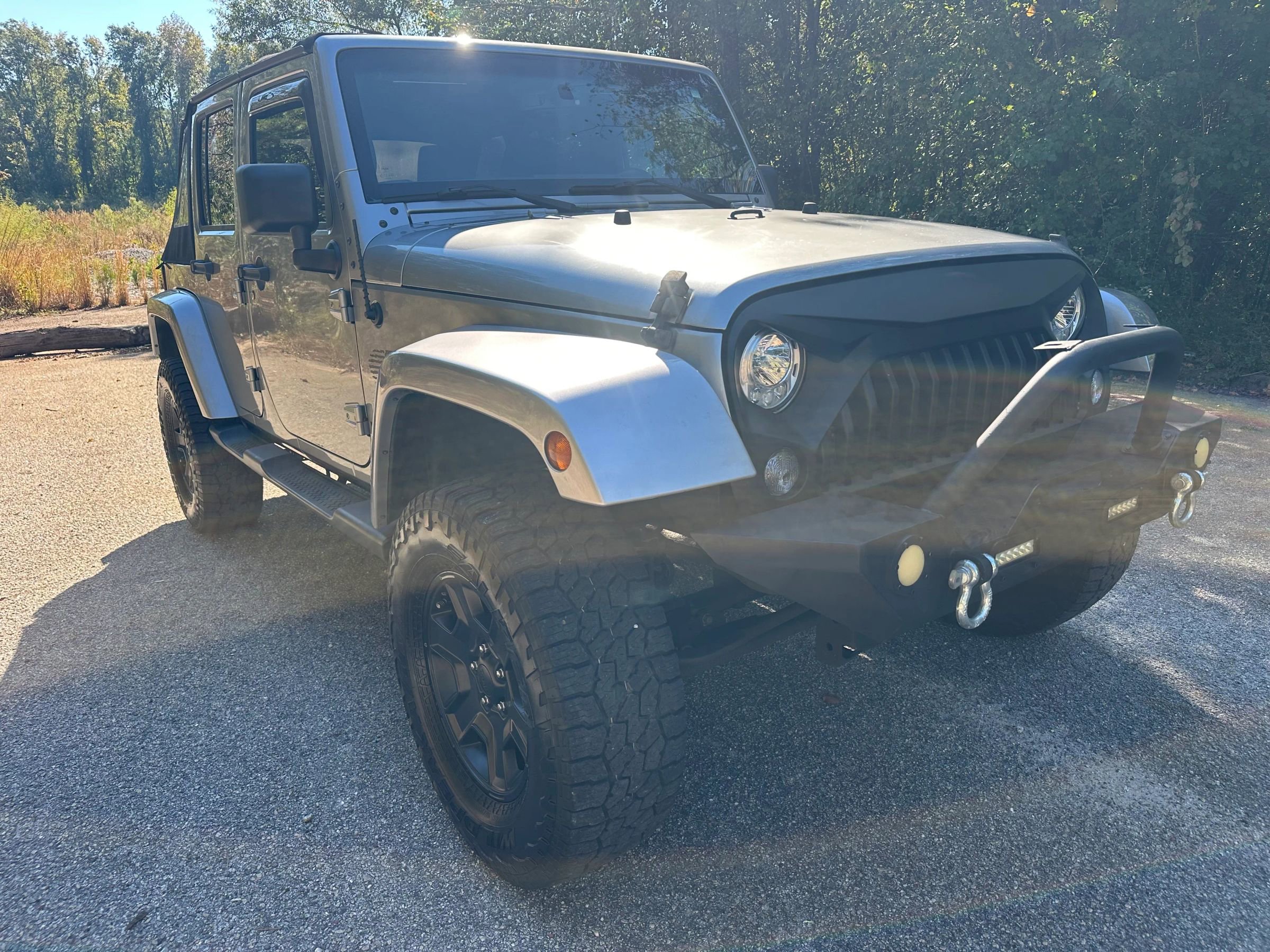Used 2018 Jeep Wrangler Unlimited Sahara image 7