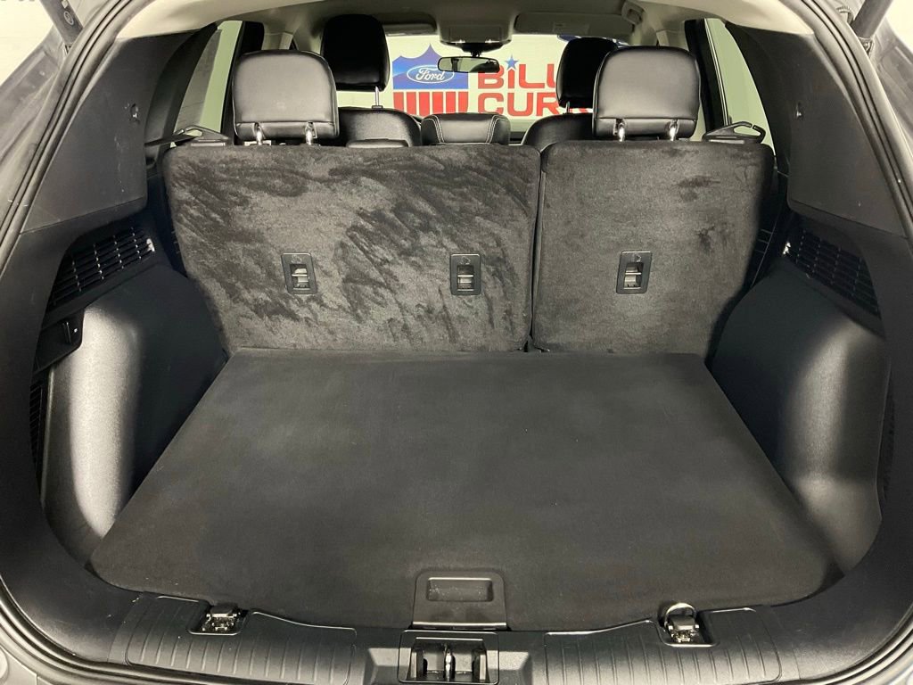 Used 2022 Ford Escape SE w/ Convenience Package FWD image 11