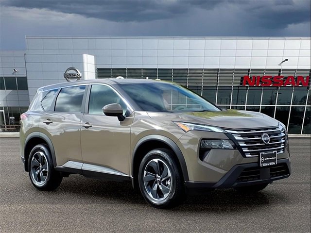 Certified 2025 Nissan Rogue SV image 1