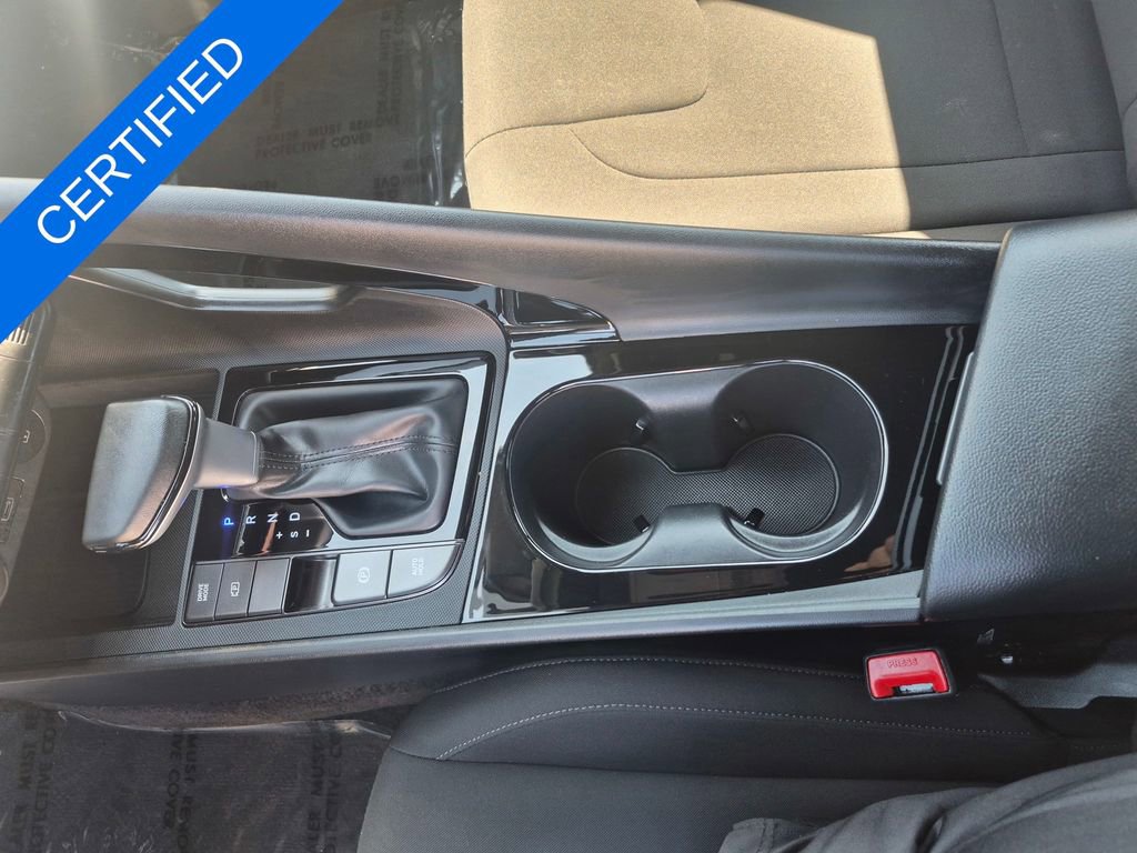 Used 2025 Hyundai Elantra SEL image 23