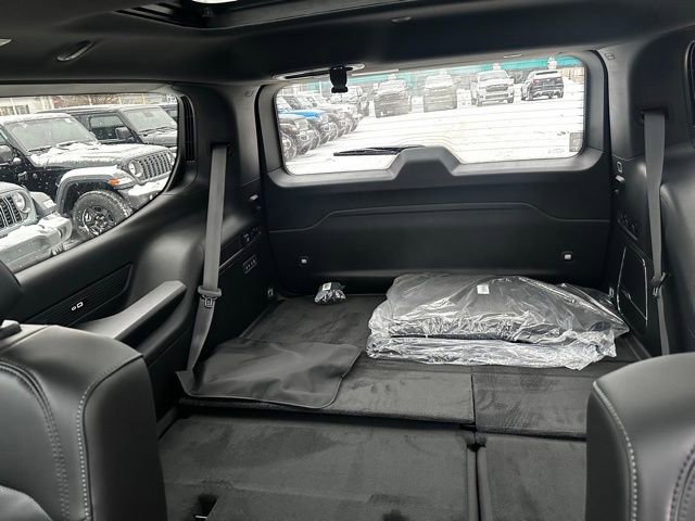 New 2026 Jeep Grand Wagoneer 4WD image 32