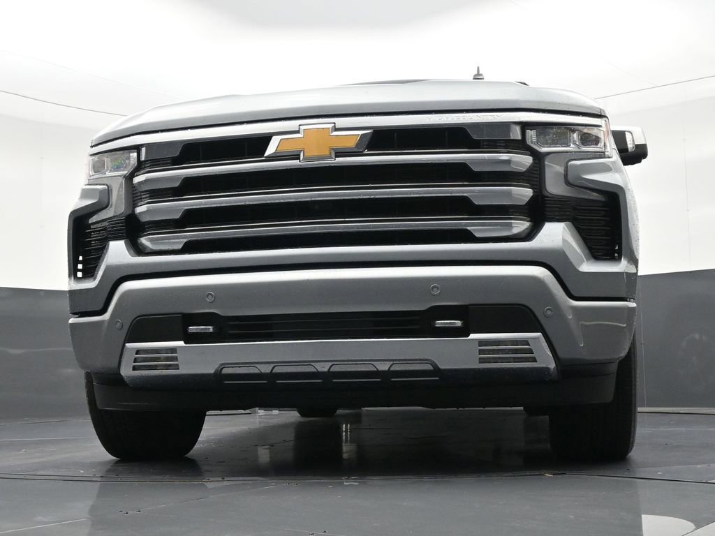 Used 2024 Chevrolet Silverado 1500 High Country RWD image 30
