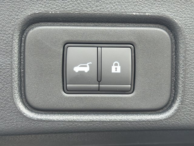 New 2026 Nissan Pathfinder Platinum FWD image 22