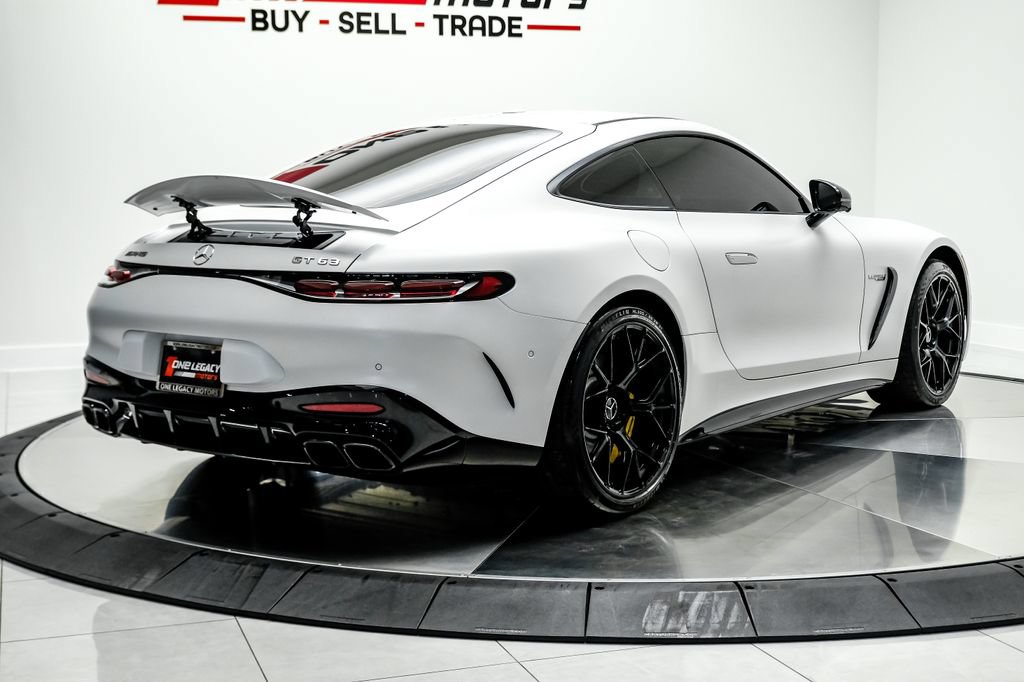 Used 2025 Mercedes-Benz AMG GT 63 image 5