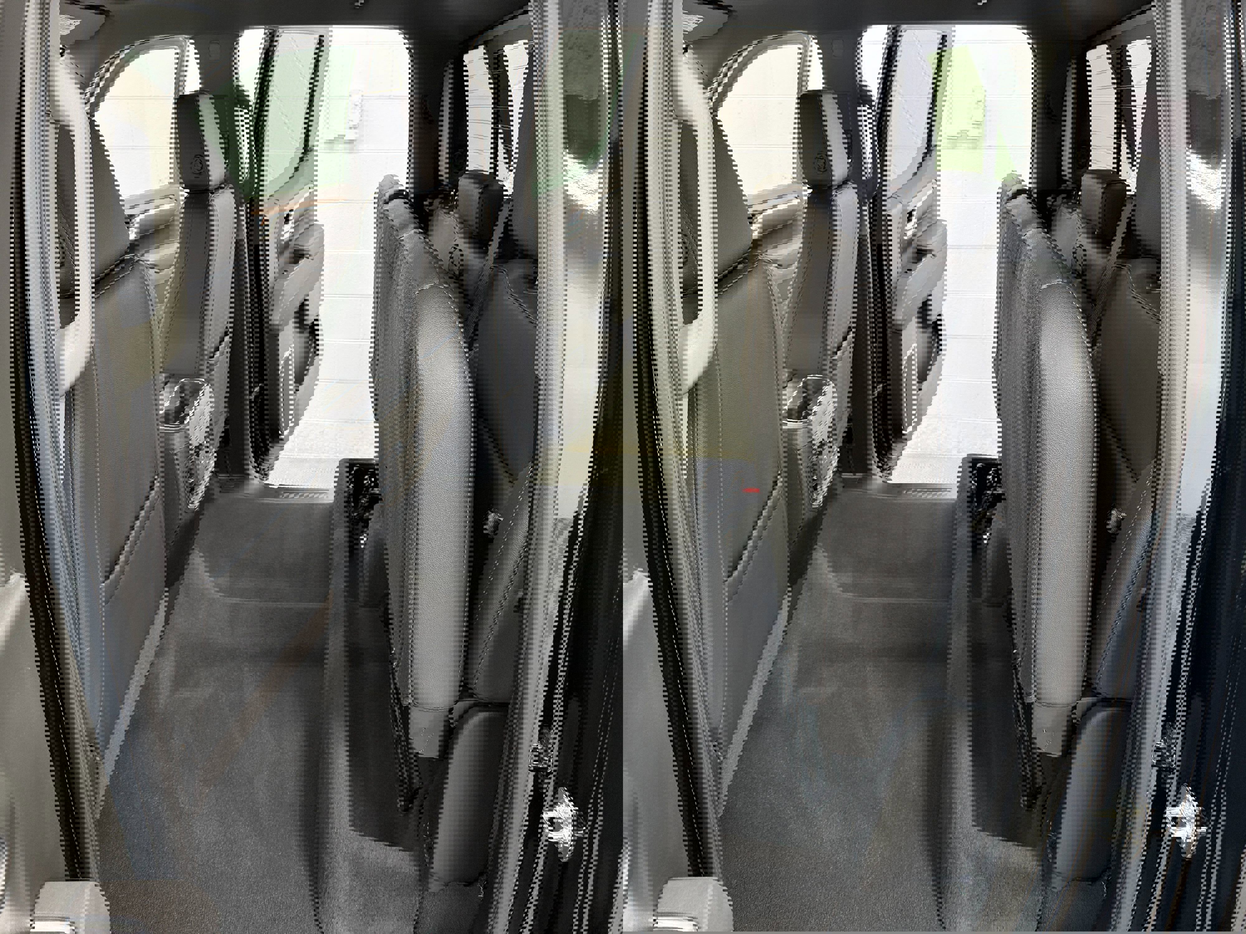 Used 2025 Chevrolet Silverado 1500 RST w/ Dark Appearance Package AWD/4WD image 17