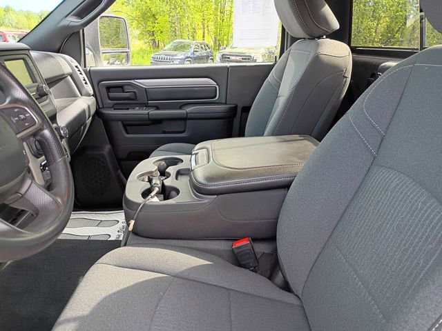 Used 2024 RAM 2500 Tradesman w/ Chrome Appearance Group AWD/4WD image 11