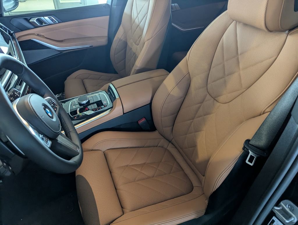 New 2026 BMW X5 sDrive40i w/ M Sport Package RWD image 9