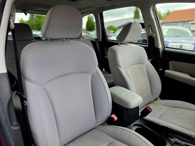 Used 2015 Subaru Forester 2.5i Premium w/ Popular Package #2 AWD/4WD image 38