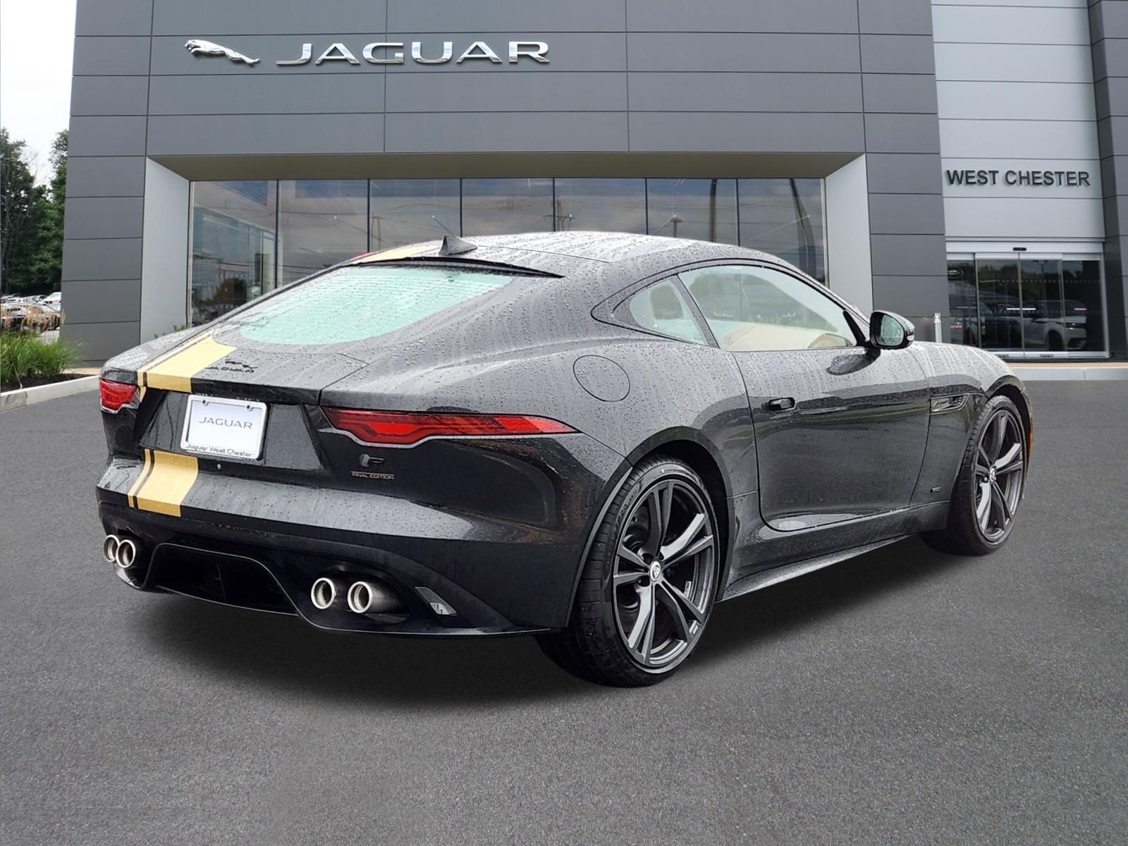Used 2024 Jaguar F-TYPE R AWD/4WD image 4