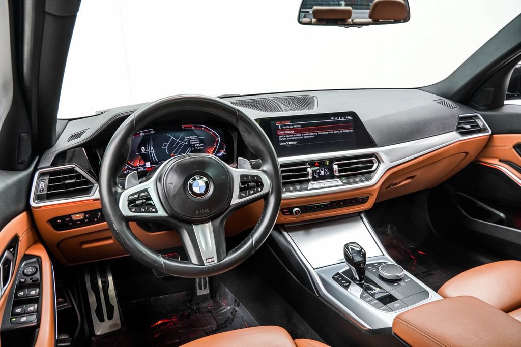 Used 2021 BMW 330i Sedan w/ M Sport Package RWD image 5