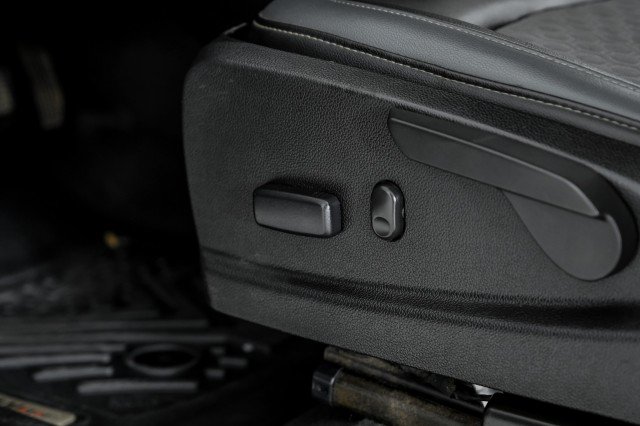 Used 2019 Chevrolet Colorado Z71 AWD/4WD image 30