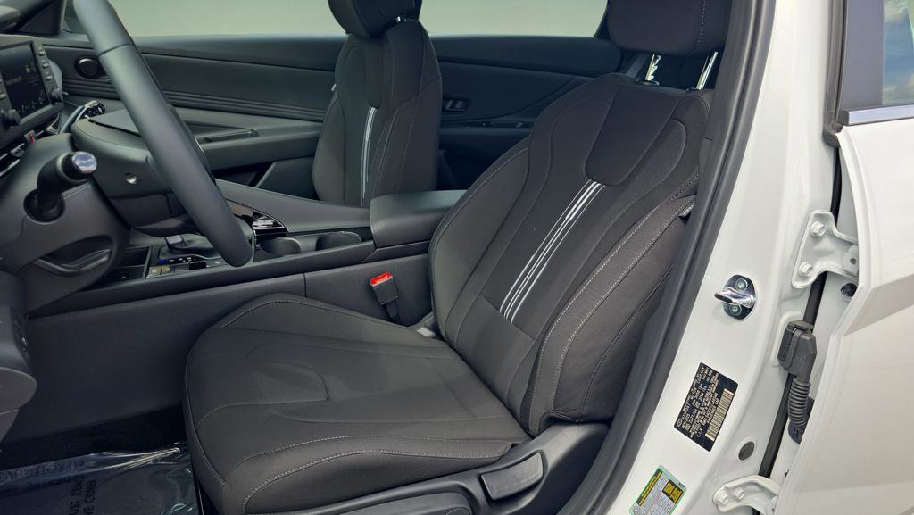 New 2026 Hyundai Elantra SEL Sport Premium w/ Cargo Package FWD image 23