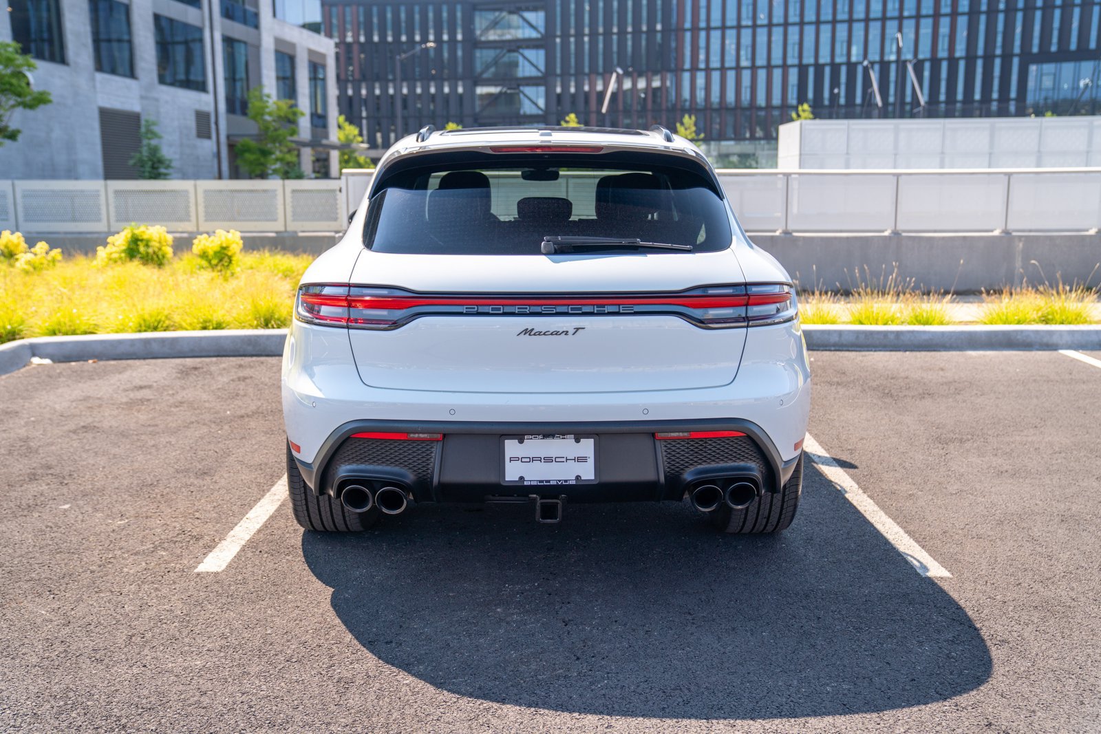Certified 2026 Porsche Macan Turbo AWD/4WD image 7