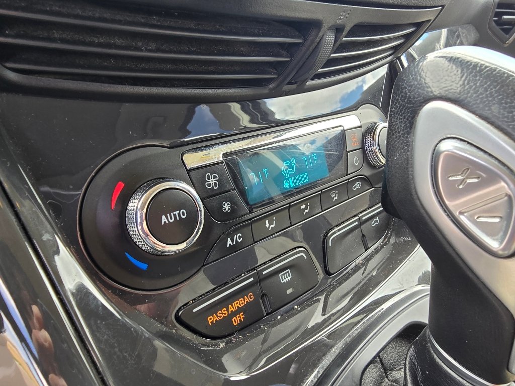 Used 2015 Ford Escape Titanium image 21