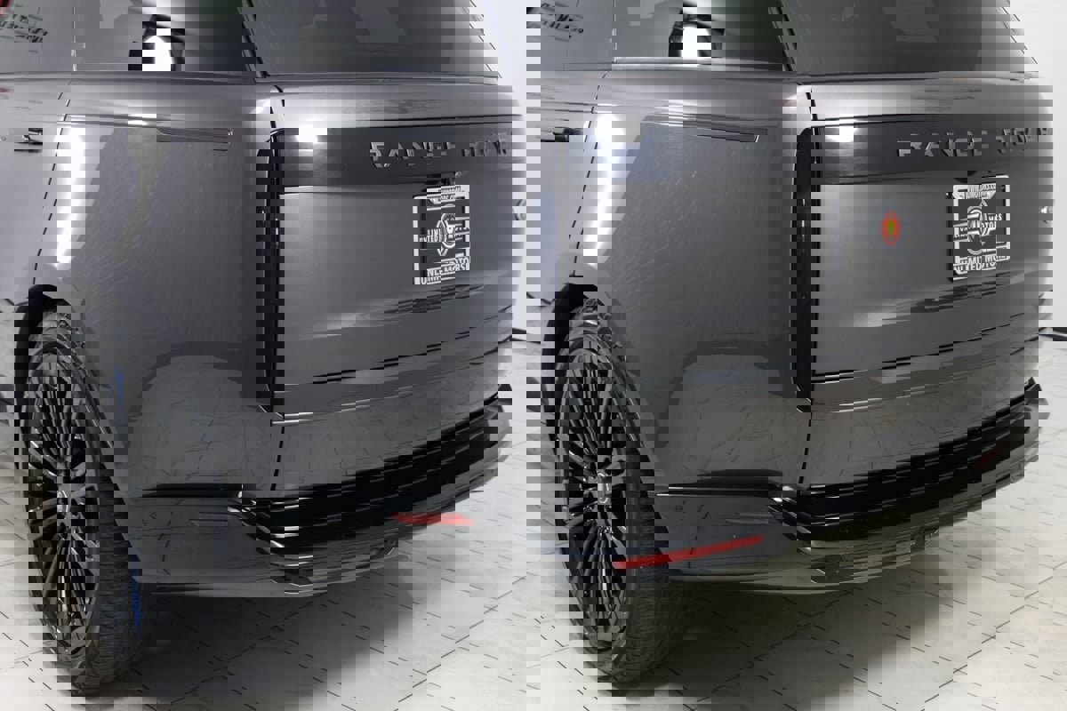 Used 2022 Land Rover Range Rover Long Wheelbase First Edition image 51