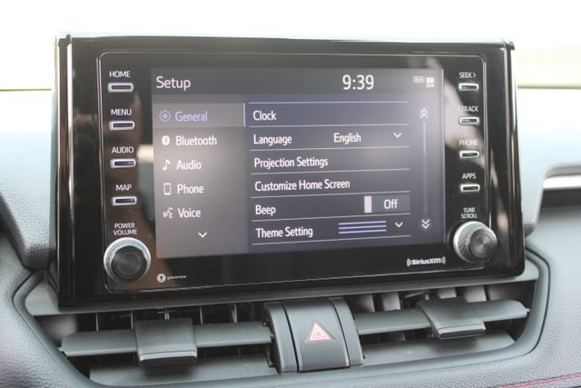 Used 2021 Toyota RAV4 SE w/ Weather & Moonroof Package AWD/4WD image 27