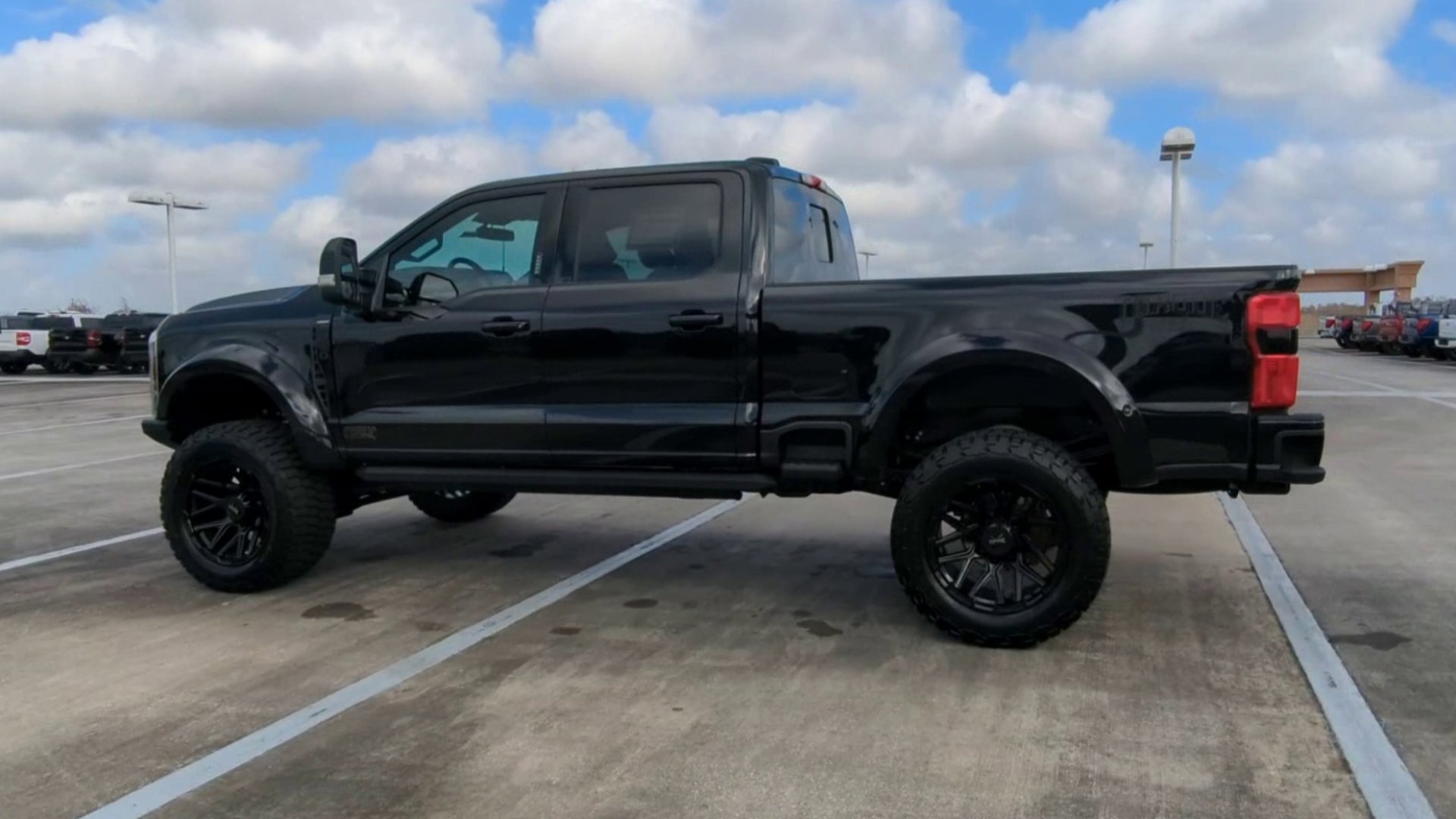 New 2026 Ford F250 Lariat w/ Black Appearance Package image 17
