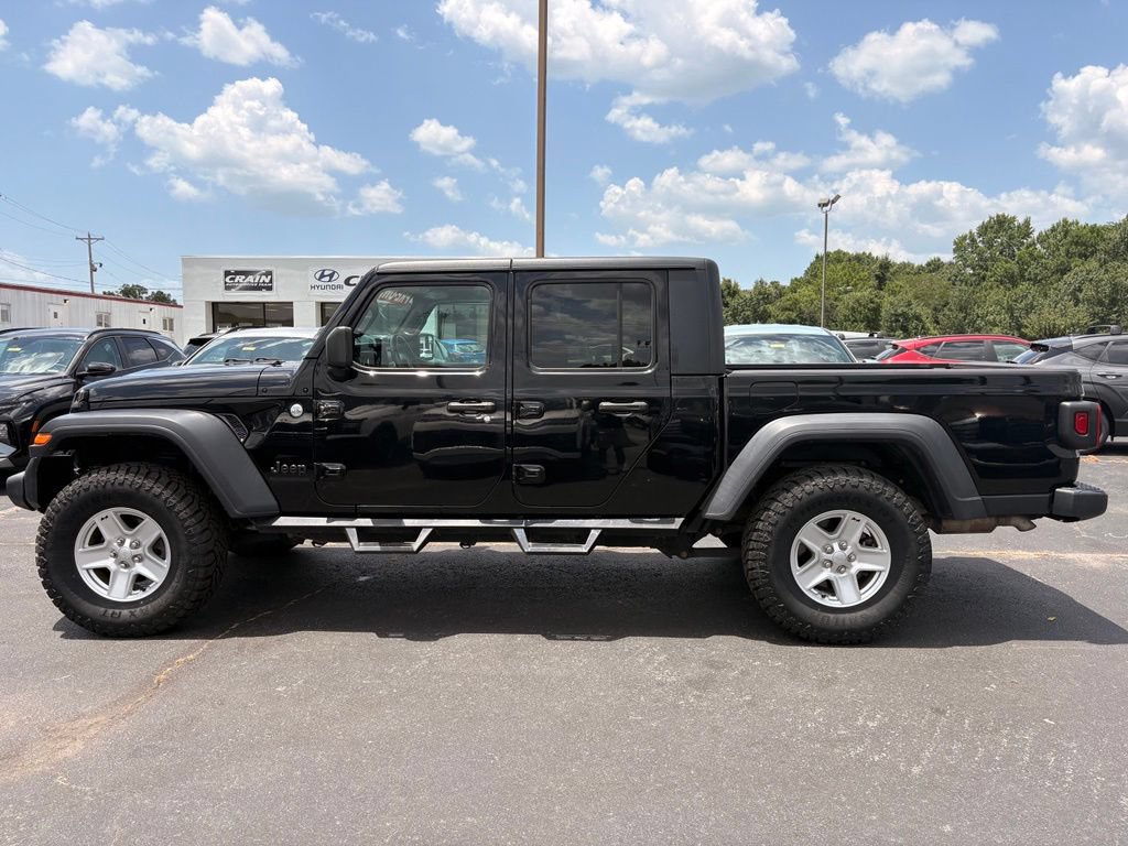 Used 2020 Jeep Gladiator Sport w/ Quick Order Package 24S AWD/4WD image 4
