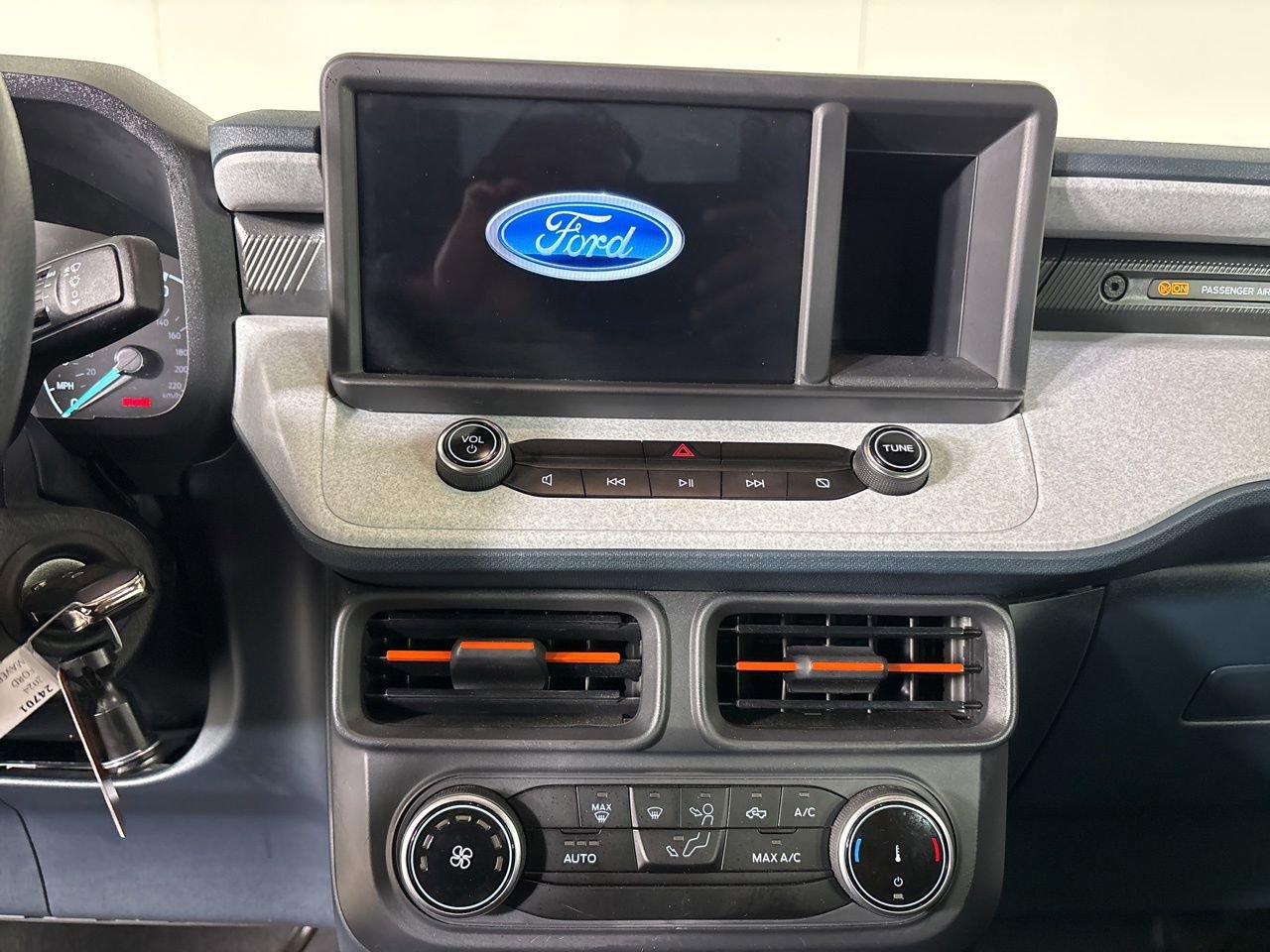 Used 2024 Ford Maverick XLT image 16