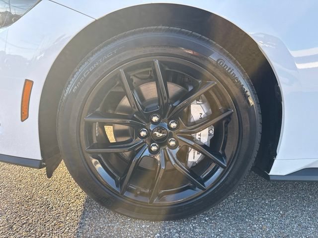 Used 2025 Ford Mustang GT Premium RWD image 11