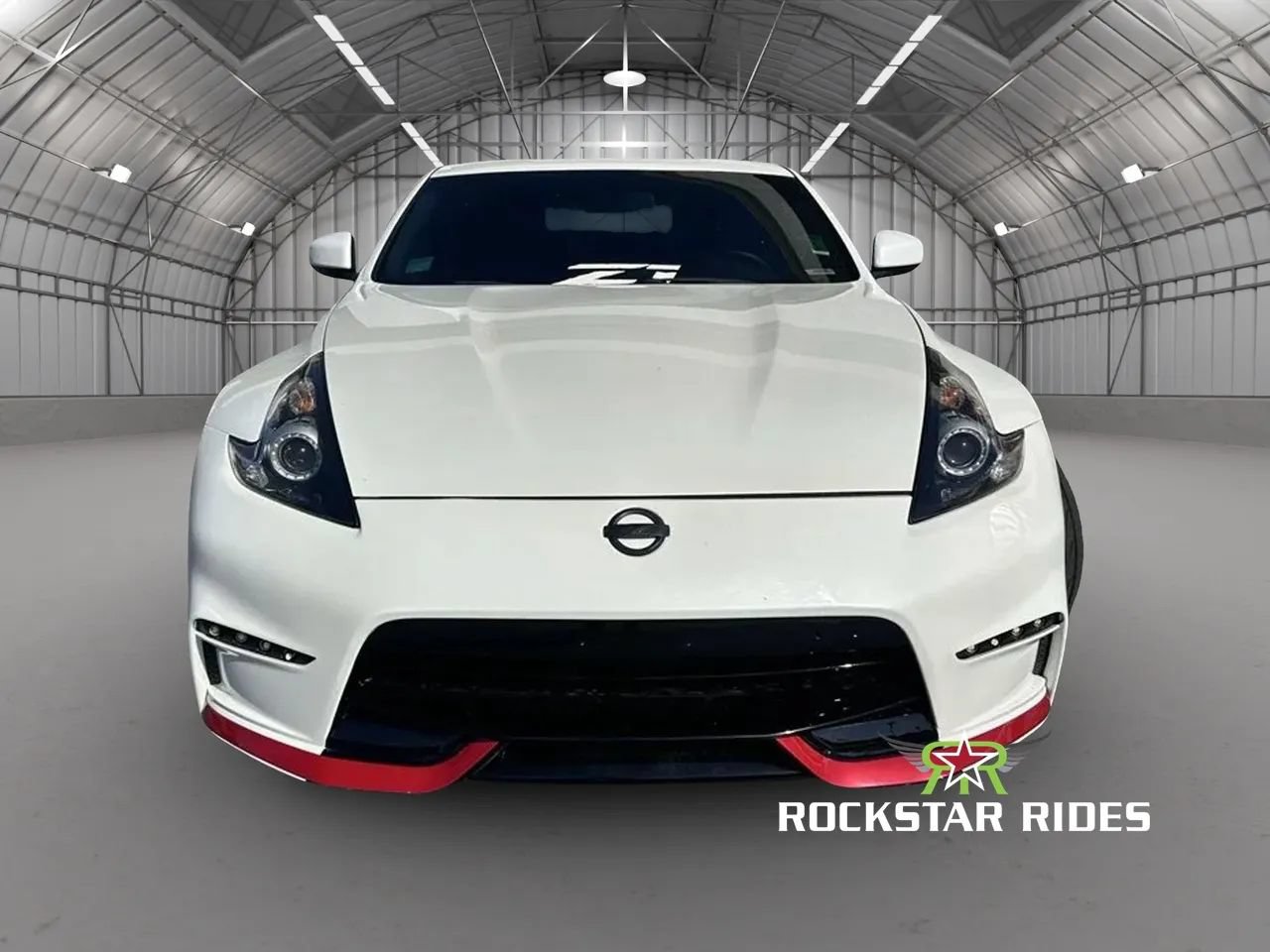 Used 2018 Nissan 370Z Coupe RWD image 10