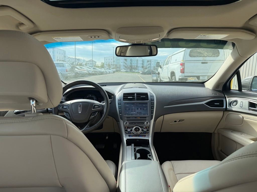 Used 2019 Lincoln MKZ Reserve FWD image 16