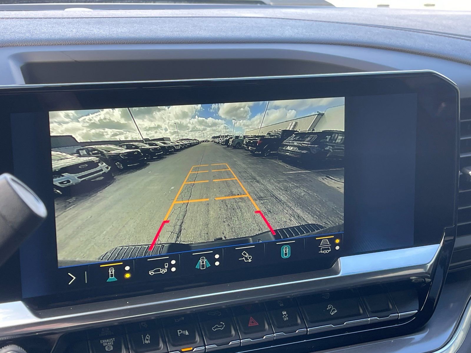 Used 2025 Chevrolet Silverado 2500 High Country w/ High Country Premium Package image 22