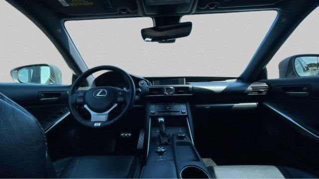 Used 2018 Lexus IS 300 F Sport w/ F Sport Package RWD image 10