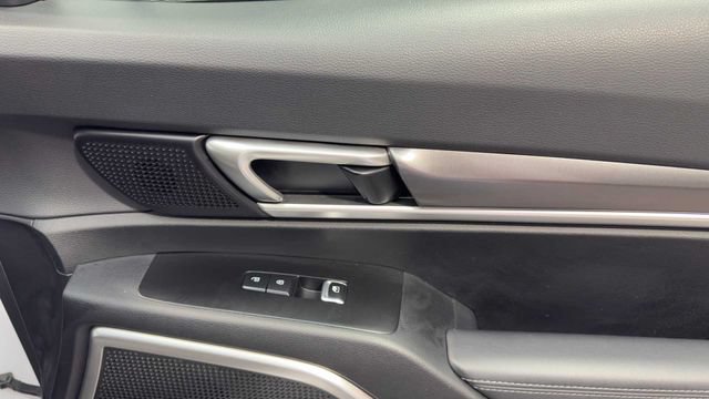 Used 2023 Kia Telluride S FWD image 14