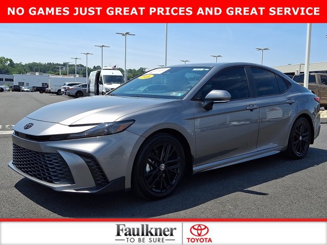 Certified 2026 Toyota Camry SE w/ Convenience Package FWD image 3