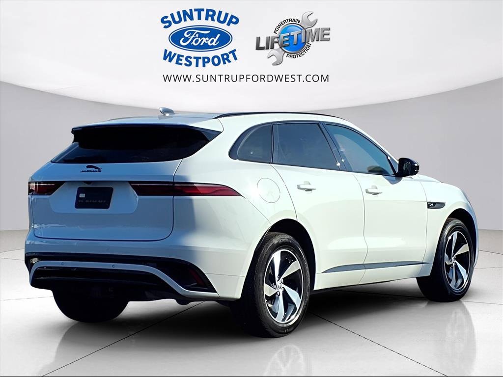 Used 2025 Jaguar F-PACE R-Dynamic S image 4