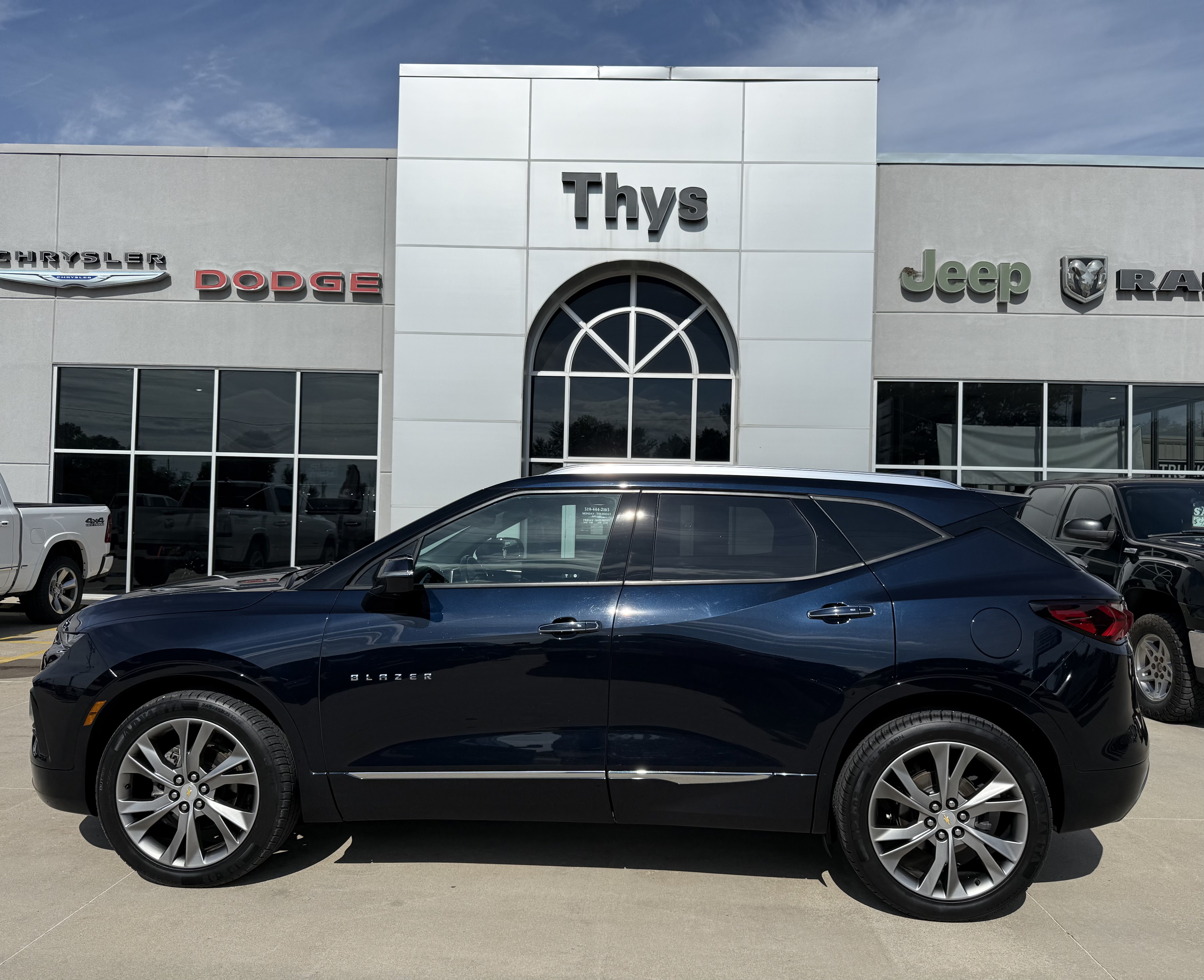 Used 2021 Chevrolet Blazer Premier w/ Driver Confidence II Package AWD/4WD image 32
