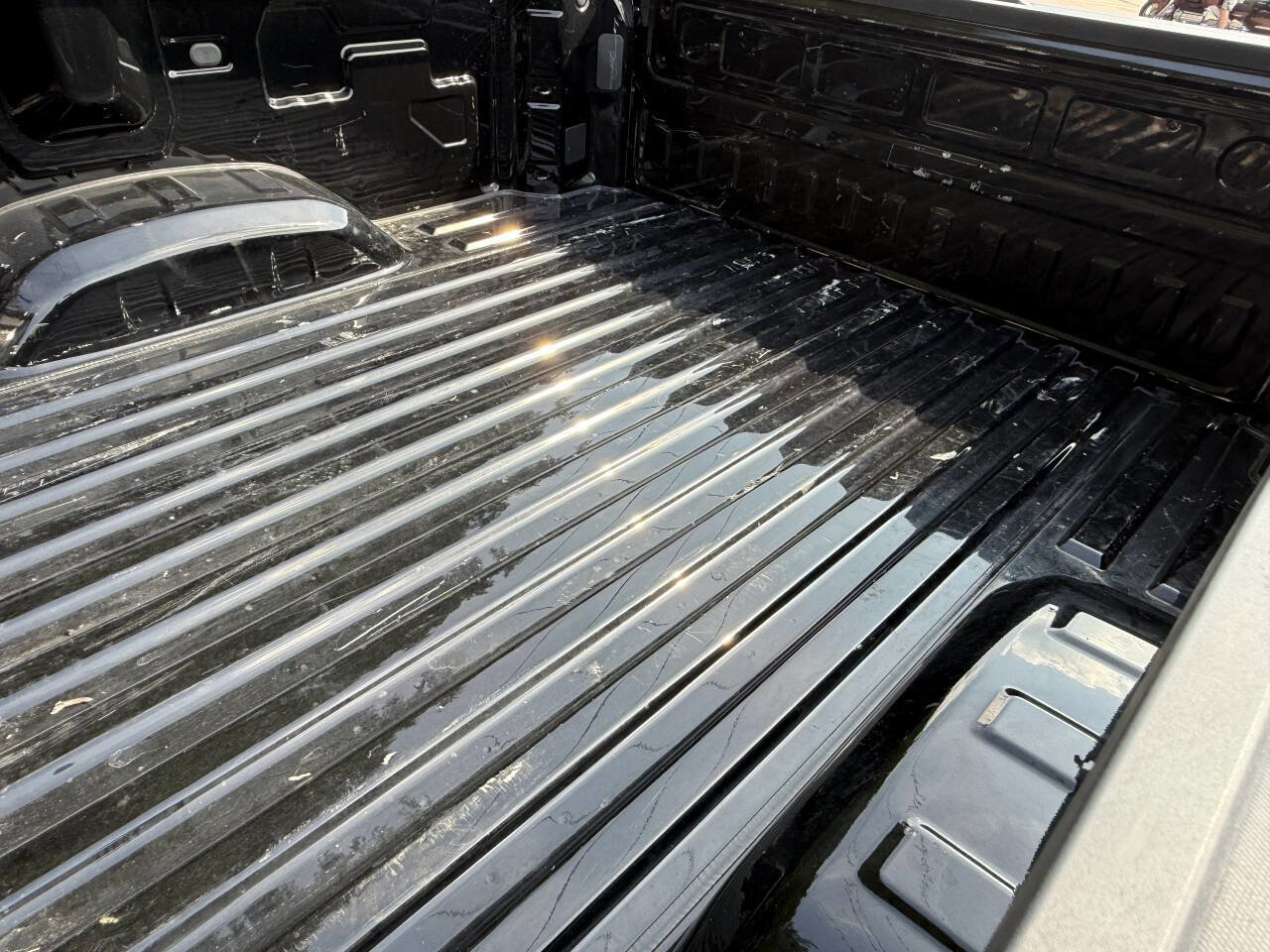 Used 2024 Chevrolet Silverado 2500 LTZ w/ LTZ Premium Package image 21