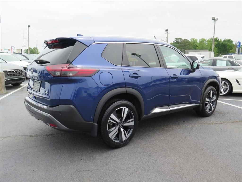 Used 2022 Nissan Rogue SL w/ SL Premium Package FWD image 3