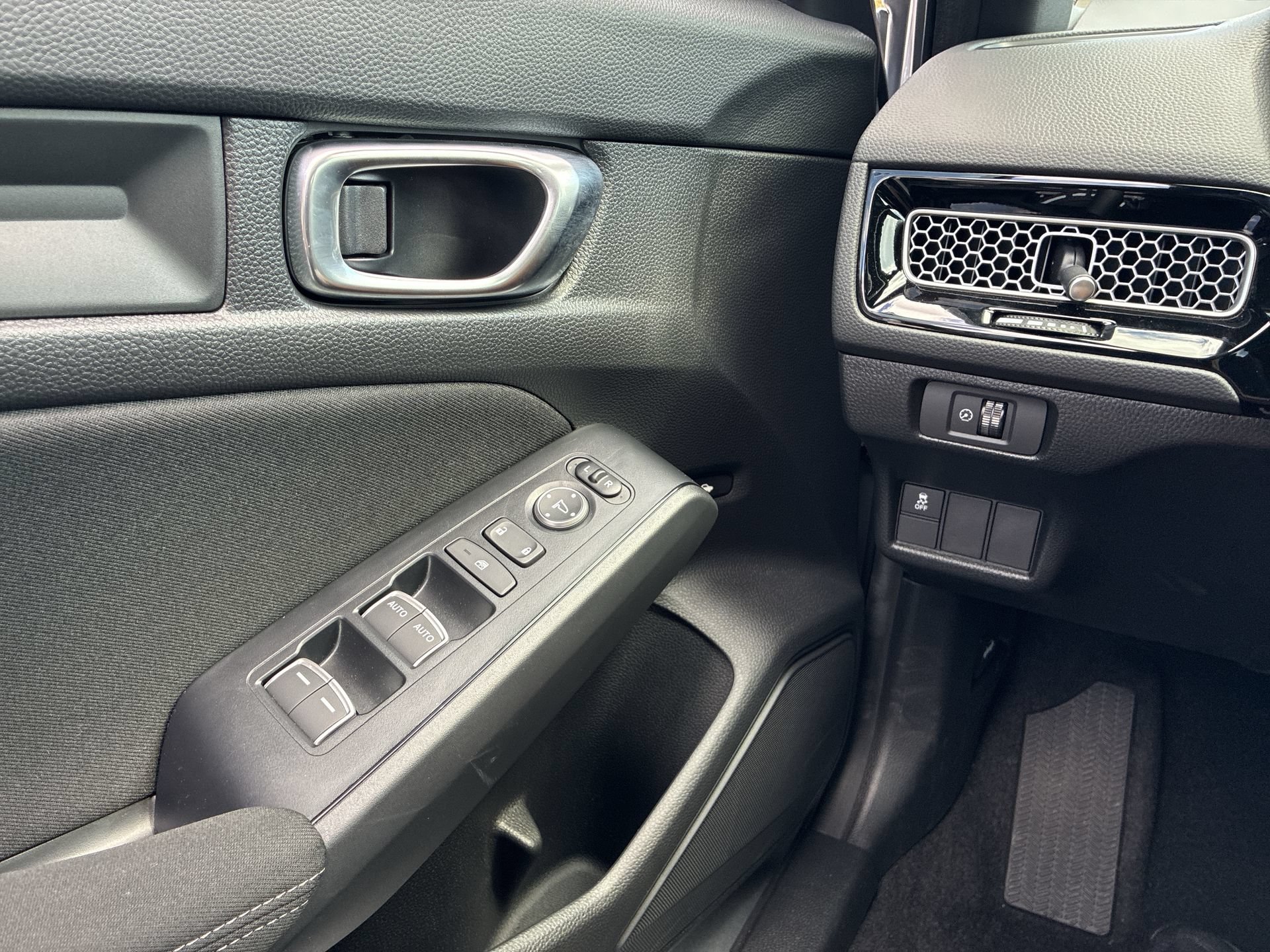Certified 2026 Honda Civic Sport image 39