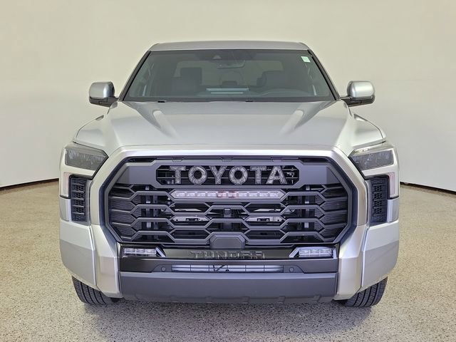 Used 2025 Toyota Tundra Limited AWD/4WD image 3
