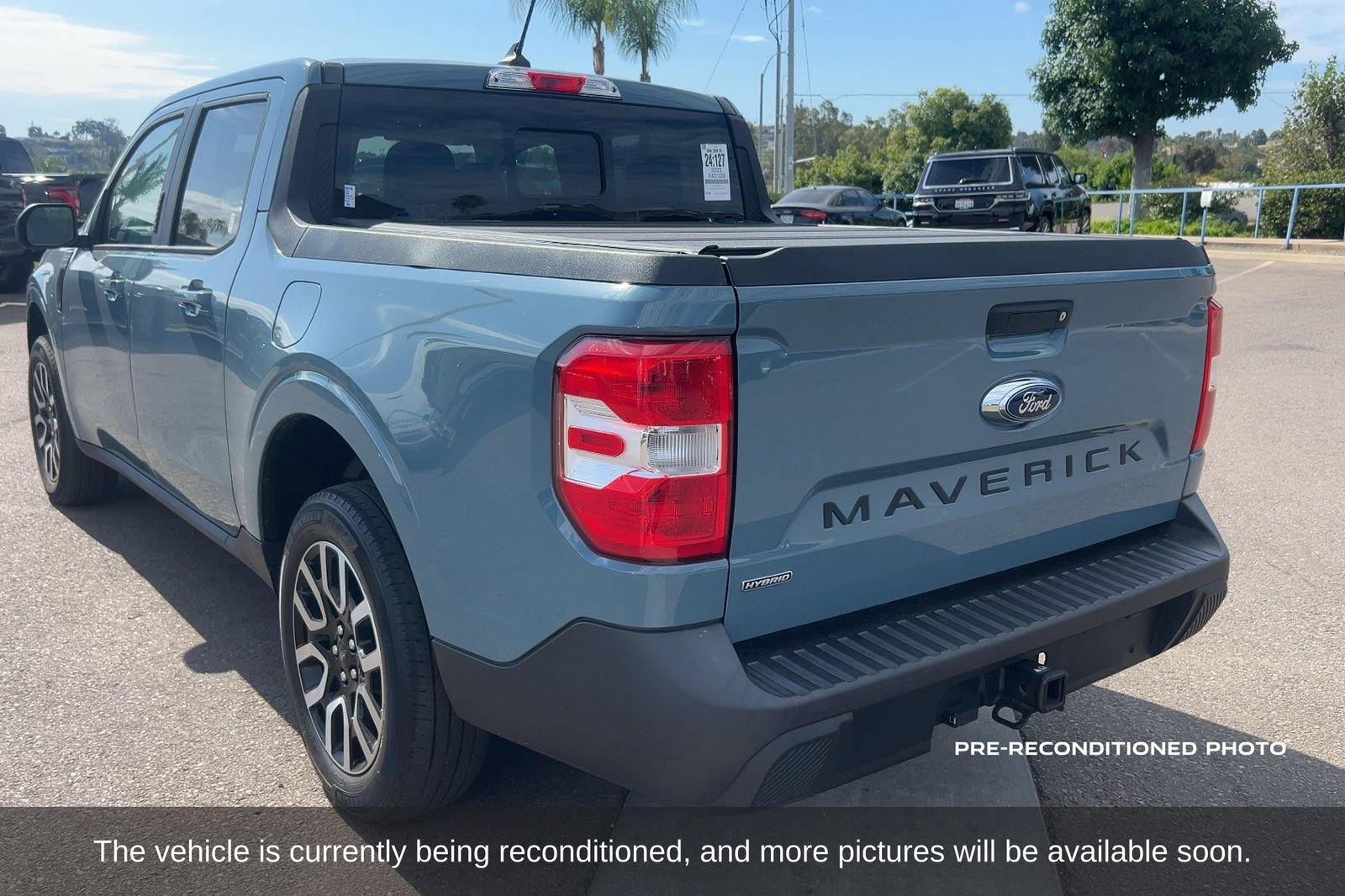 Used 2023 Ford Maverick Lariat w/ Lariat Luxury Package FWD image 8