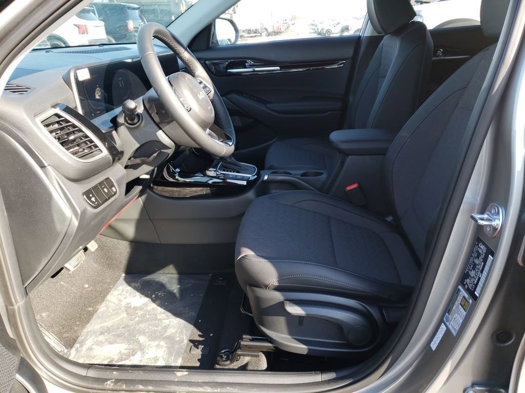 New 2026 Kia Seltos S image 14