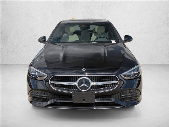 Used 2025 Mercedes-Benz C 300 4MATIC Sedan image 2
