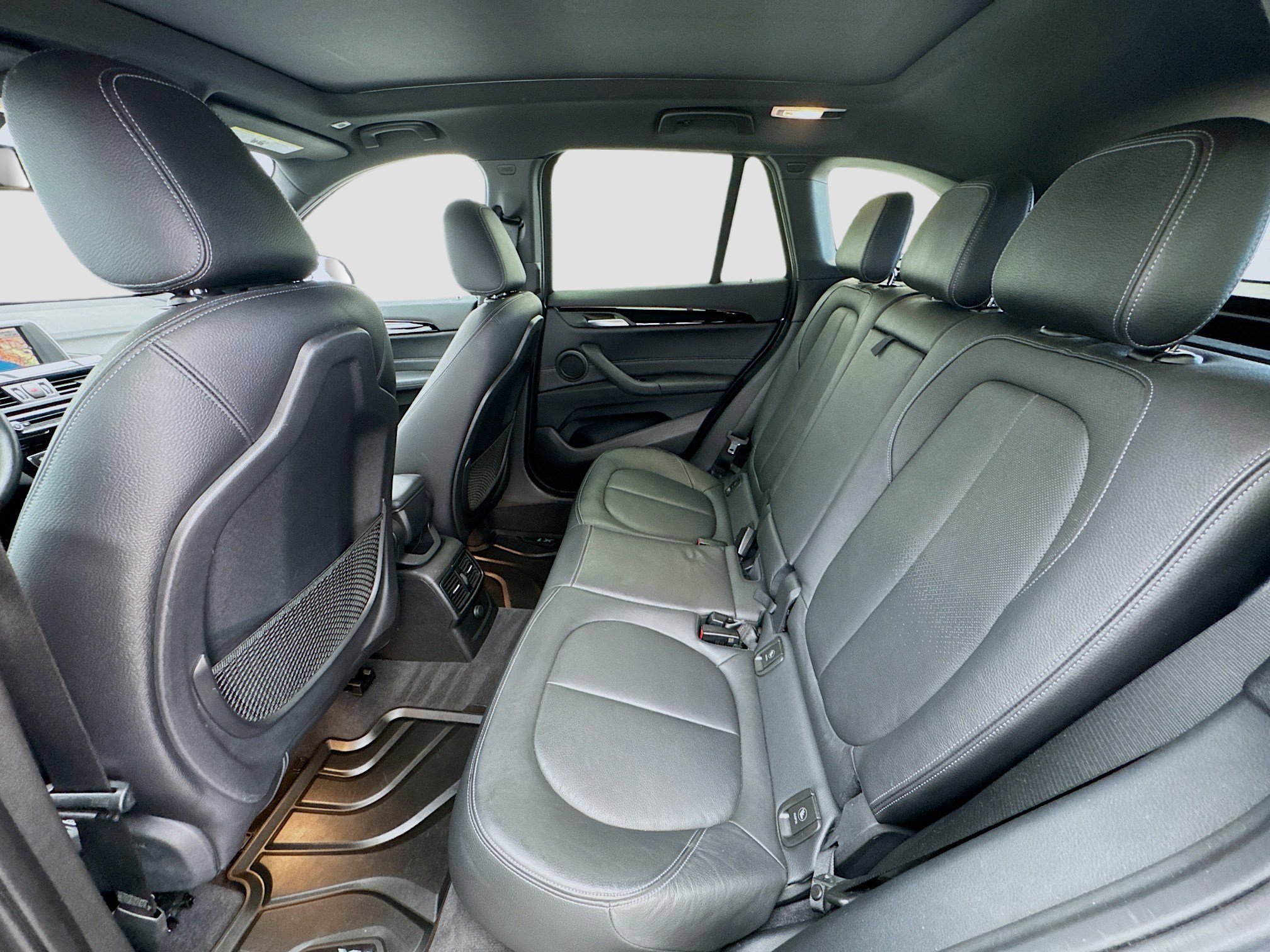 Used 2016 BMW X1 xDrive28i AWD/4WD image 16