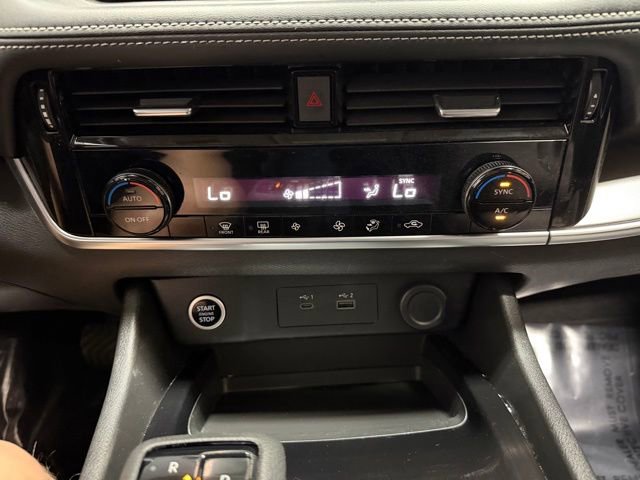 Used 2021 Nissan Rogue SV AWD/4WD image 36