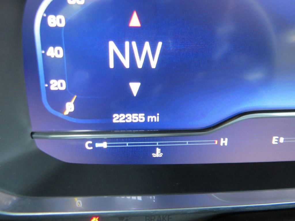 Certified 2023 Chevrolet Tahoe Z71 w/ Luxury Package AWD/4WD image 17