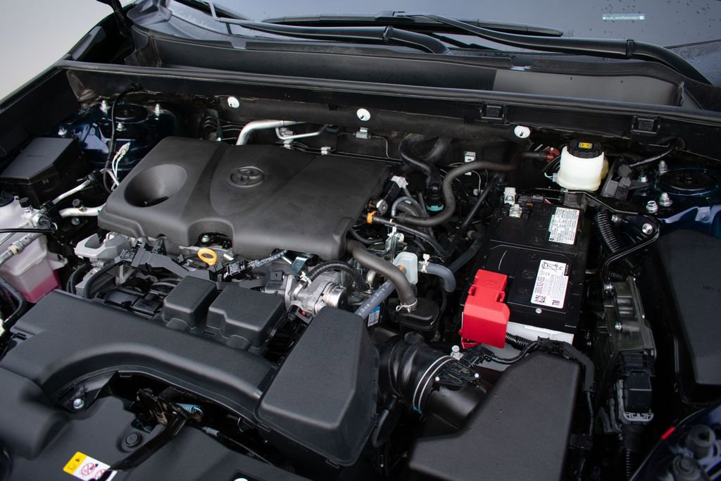 Used 2025 Toyota RAV4 XLE Premium image 33