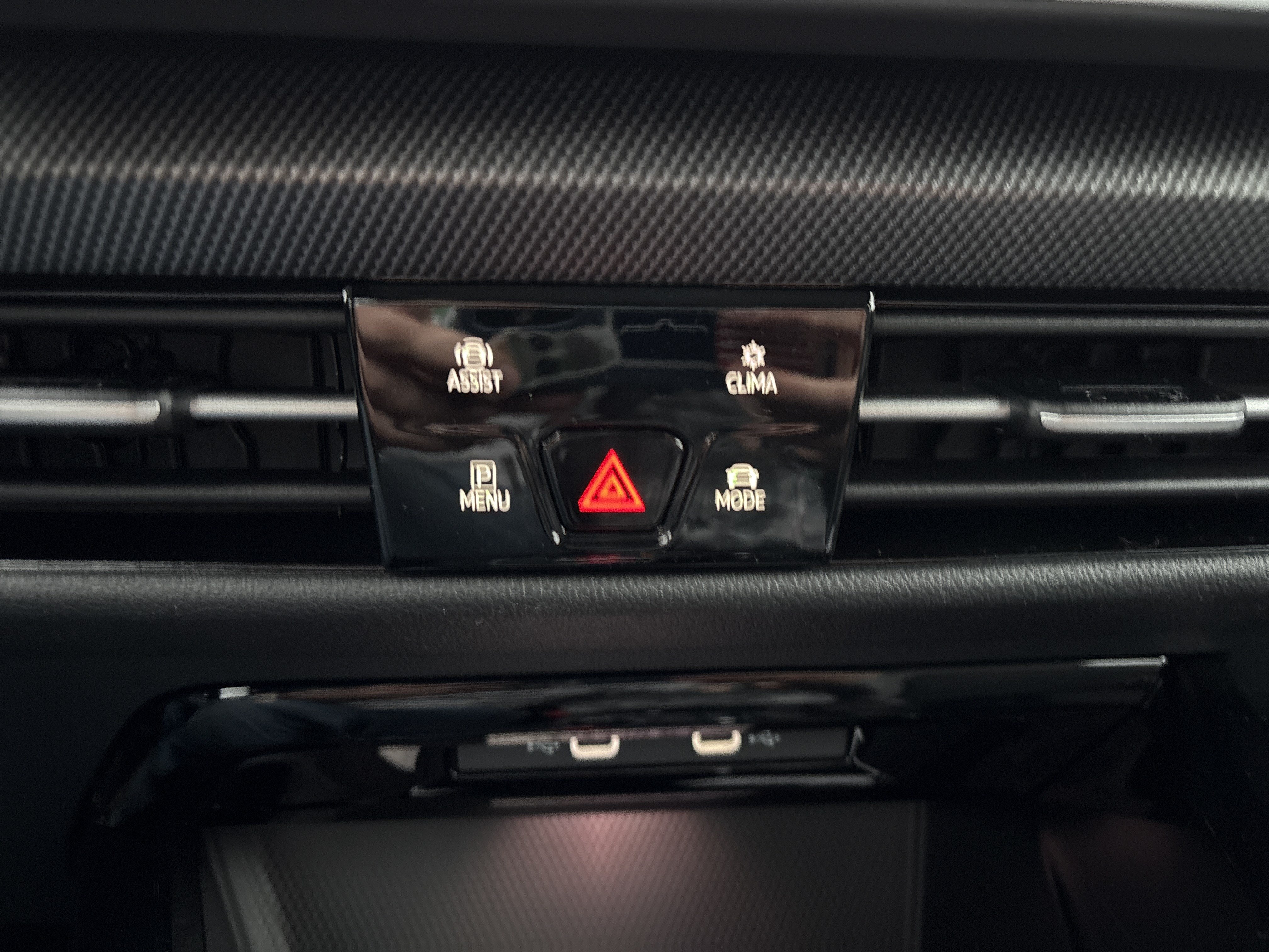 New 2026 Volkswagen GTI SE FWD image 28