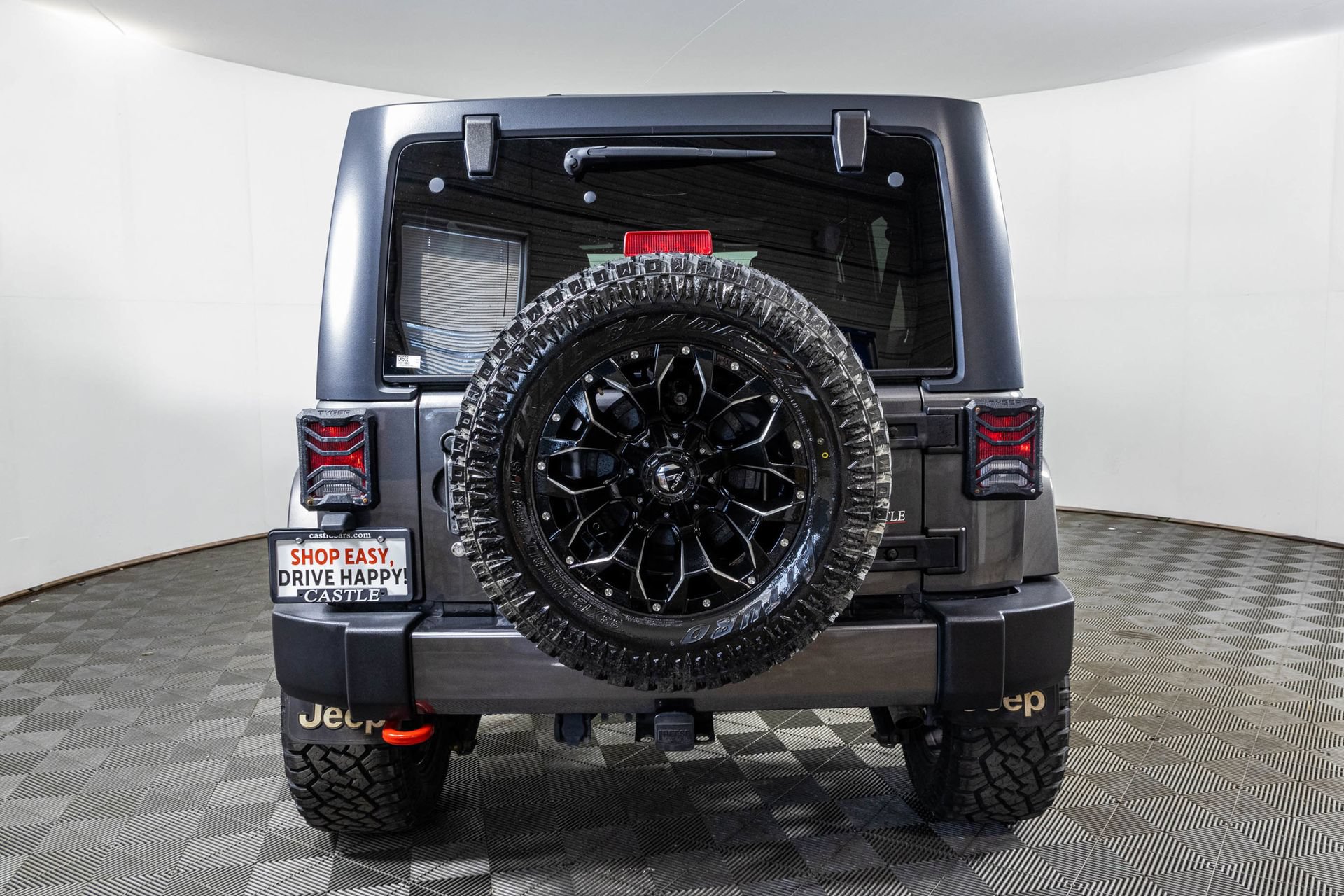 Used 2017 Jeep Wrangler Unlimited Sahara w/ Connectivity Group AWD/4WD image 15